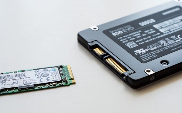 Cách ổ cứng SSD hoạt động