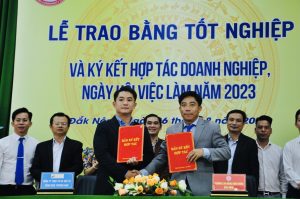 Hugotech ký kết hợp tác doanh nghiệp với Trường Cao đẳng Cộng đồng Đắk Nông