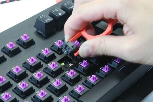 cách tháo switch bàn phím